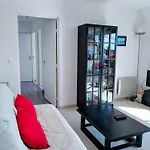 Joli Familial, 2 Chambres, Calme Et Soleil *