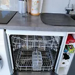 Joli Familial, 2 Chambres, Calme Et Soleil