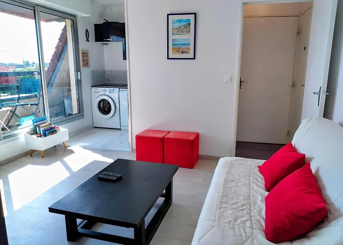 Joli Familial, 2 Chambres, Calme Et Soleil קאבורג