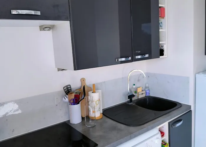 Joli Familial, 2 Chambres, Calme Et Soleil דירה