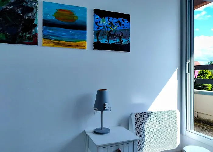 דירה Joli Familial, 2 Chambres, Calme Et Soleil