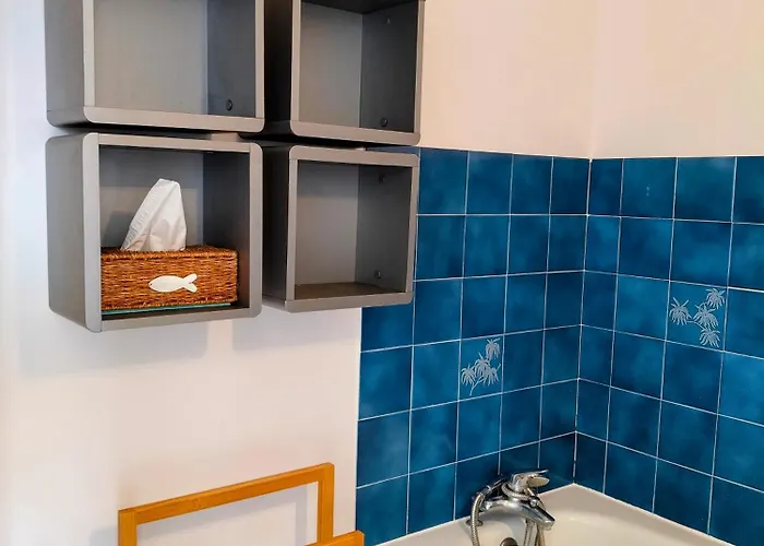 Joli Familial, 2 Chambres, Calme Et Soleil *